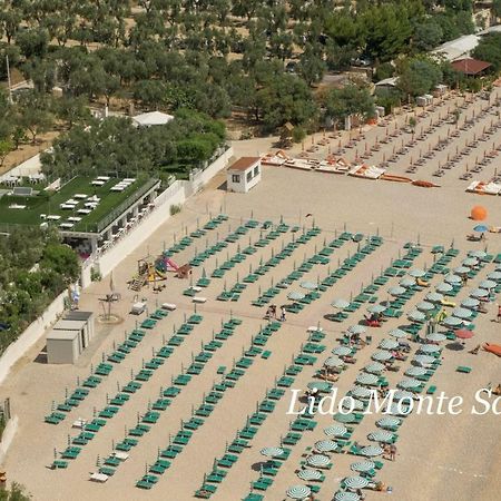 Holiday Lodge al Porto Mattinata Exterior foto