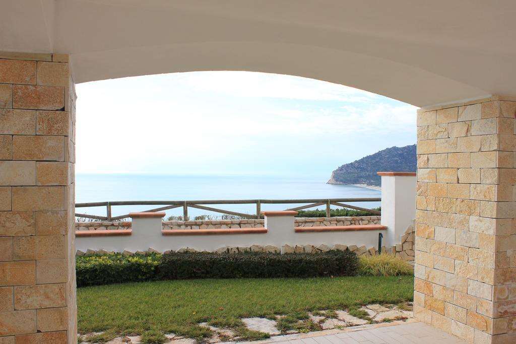 Holiday Lodge al Porto Mattinata Habitación foto