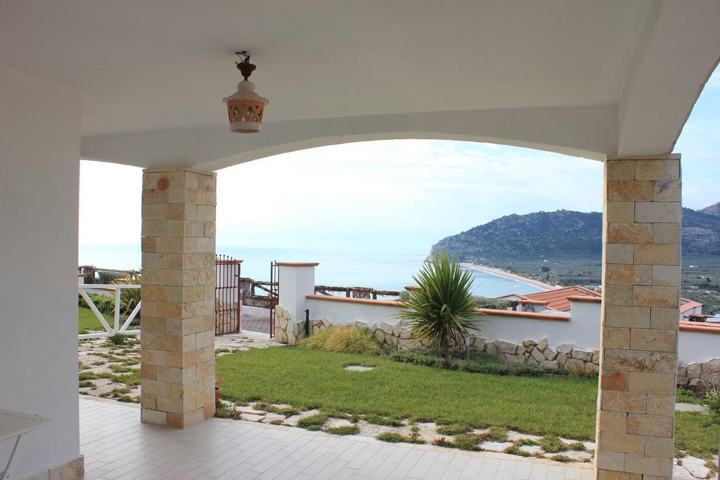 Holiday Lodge al Porto Mattinata Habitación foto