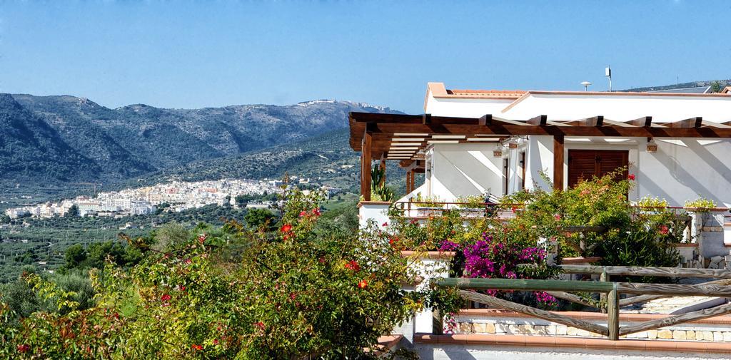 Holiday Lodge al Porto Mattinata Exterior foto