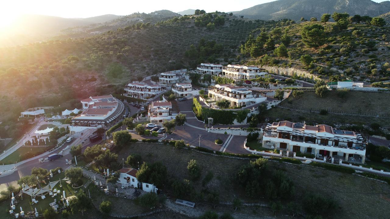 Holiday Lodge al Porto Mattinata Exterior foto
