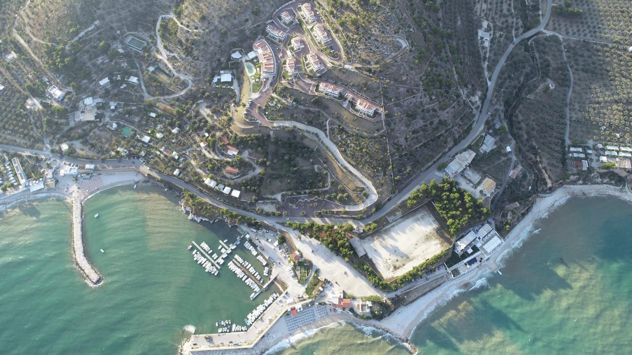 Holiday Lodge al Porto Mattinata Exterior foto
